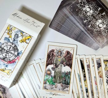 Modern Hue Tarot